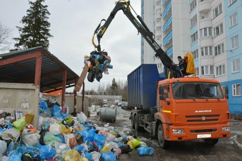 Вывоз бытового мусора в Каменске-Уральском с погрузкой в октябре