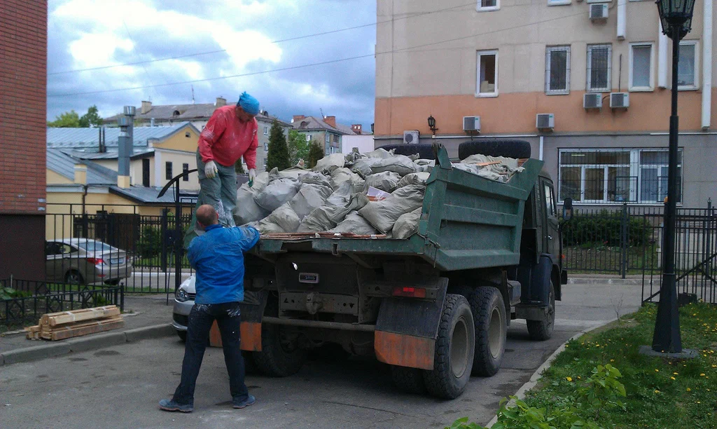 Вывоз строительного мусора в Каменске-Уральском от 1702 руб. – ПроМусор