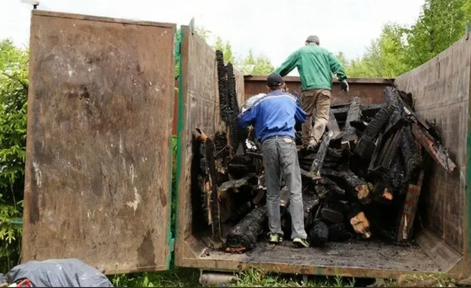 Вывоз мусора после пожара в Каменске-Уральском от ПроМусор — уборка, утилизация, цена от 2606 руб