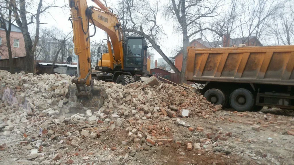 Вывоз мусора ОССиГ с выездом в Каменске-Уральском в октябре