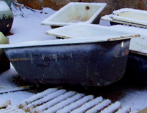 Вывоз чугунных ванн с утилизацией и погрузкой под ключ в Каменске-Уральском в октябре
